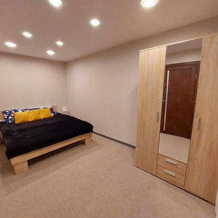 M14 Apartment Гулбене Экстерьер фото