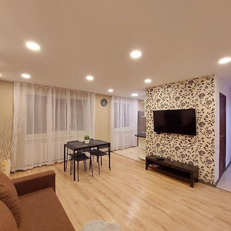 M14 Apartment Гулбене Экстерьер фото
