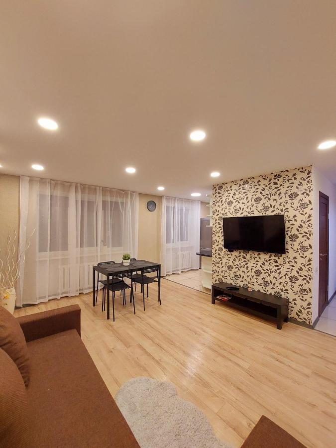 M14 Apartment Гулбене Экстерьер фото